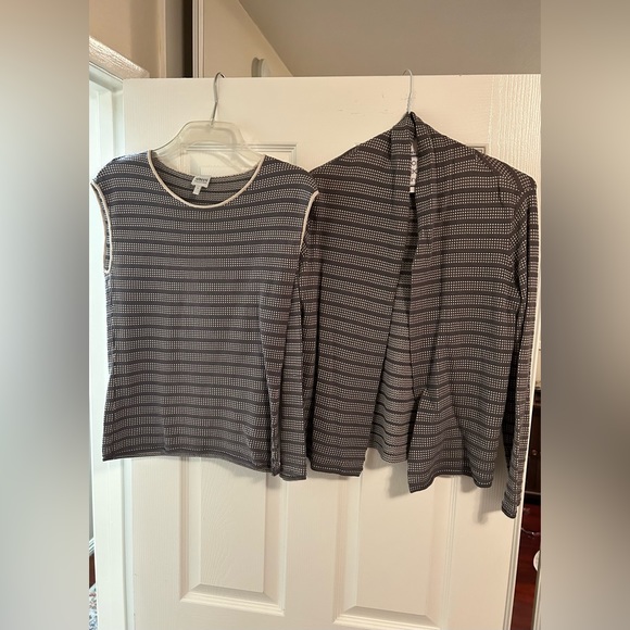 Armani Collezioni Jackets & Blazers - ❌SOLD❤️Armani callezioni knit tank top and cardigan set